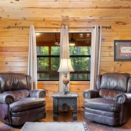 Misty Moonlight, Sleeps 4, Mountain Cabin Broken Bow Exterior foto