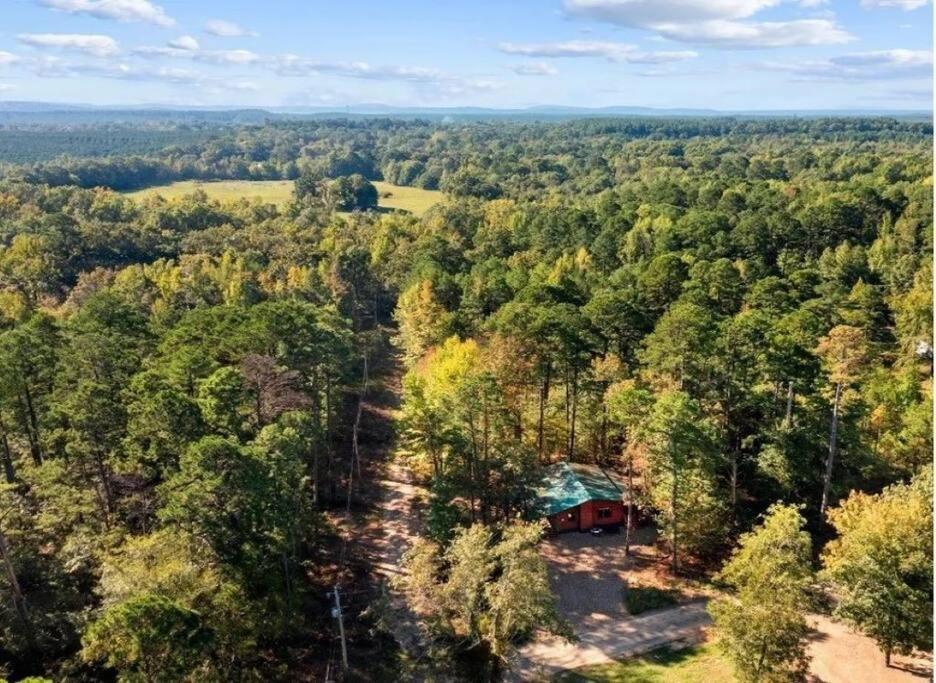Misty Moonlight, Sleeps 4, Mountain Cabin Broken Bow Exterior foto