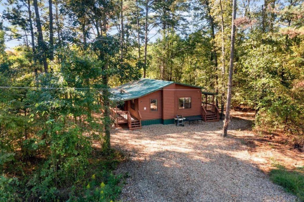Misty Moonlight, Sleeps 4, Mountain Cabin Broken Bow Exterior foto